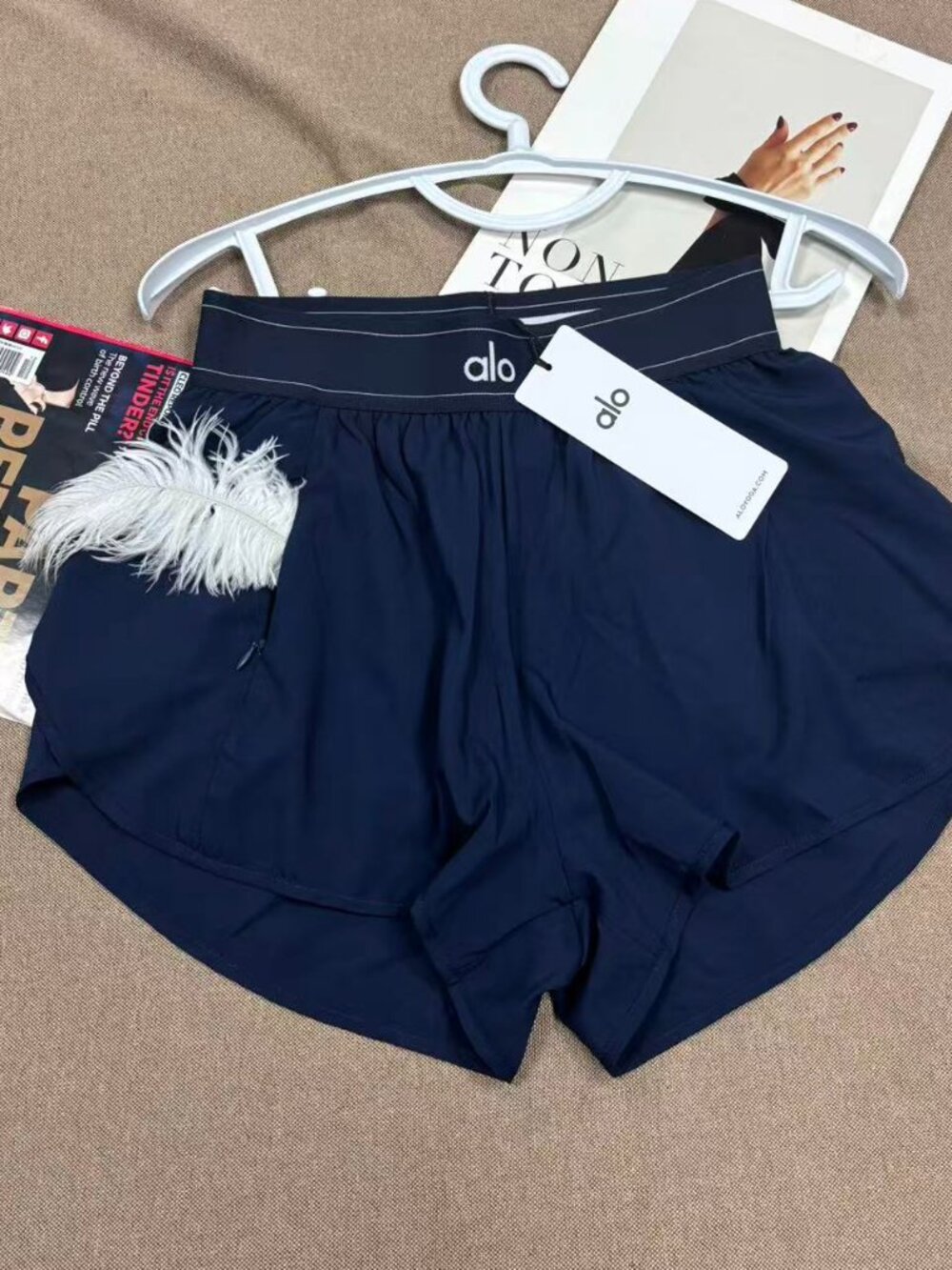 🖤ALO Yoga Athletic Shorts Navy Blue Versatile High Waisted Style - Picture 2 of 7